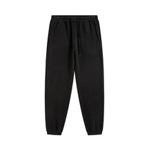Calça Moletom Sport Masculina Marcanzzi MZ312 em algodão premium, com cós elástico, bolsos laterais e design moderno para estilo versátil.