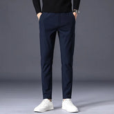 Calça Social Masculina Marcanzzi MZ001 com corte elegante, tecido de Nylon e SPANDEX™, conforto e respirabilidade para o dia a dia