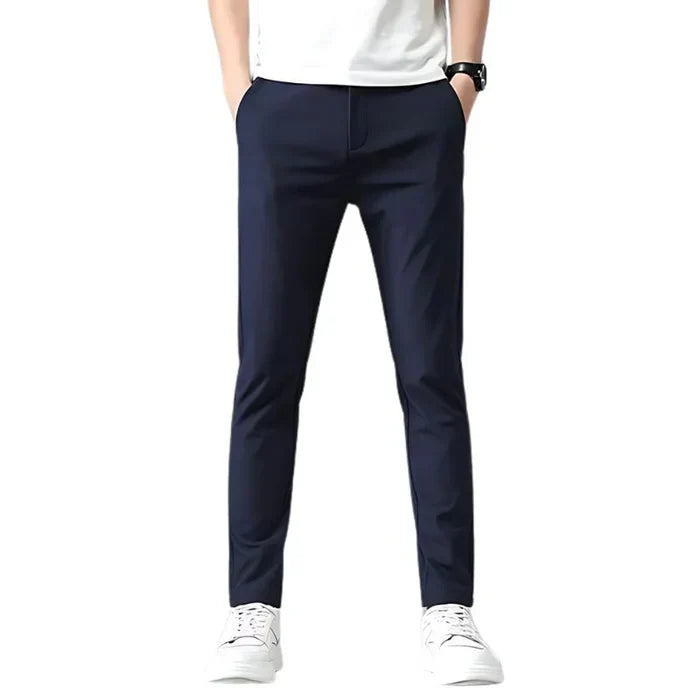 Calça Social Masculina Slim Marcanzzi MZ007: design moderno, modelagem slim fit, tecido premium, ideal para eventos formais e looks casuais refinados.