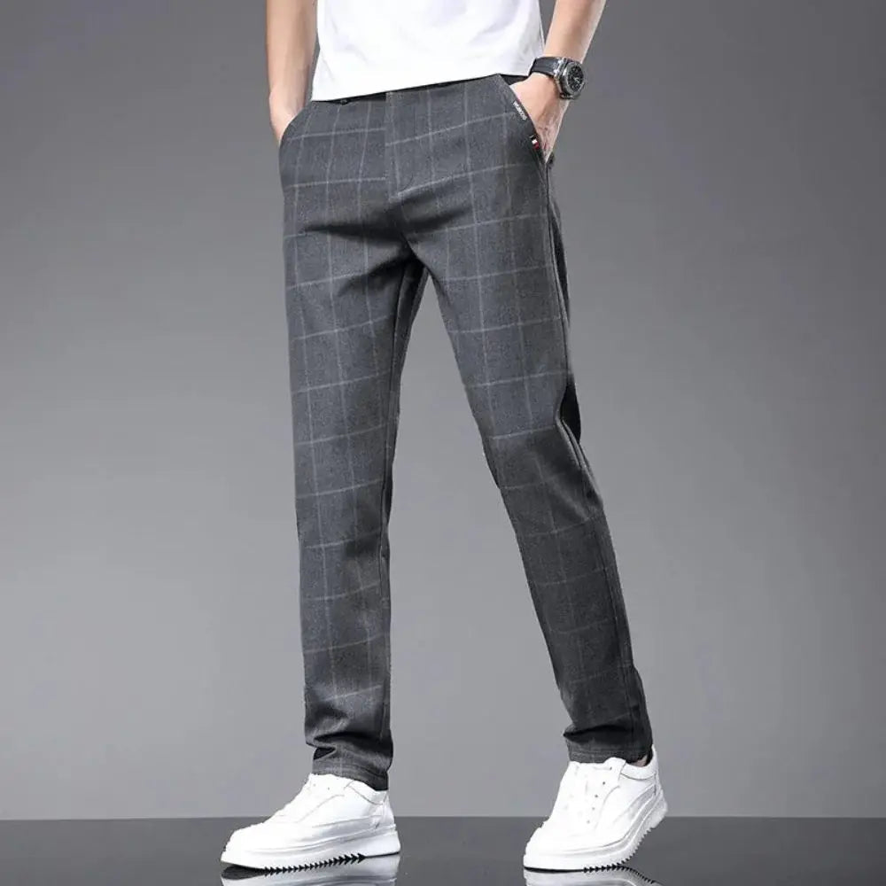 Calça Social Xadrez Masculina Marcanzzi MZ006: elegância e conforto com spandex e algodão. Ideal para eventos casuais e formais.