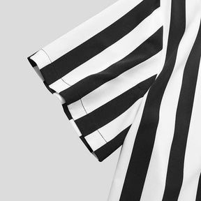 Camisa Manga Curta com Gola Padre Listrada Marcanzzi MZ567 em preto e branco, tecido leve, confortável e design moderno para diferentes estilos.
