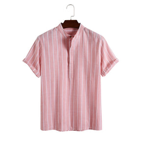 Camisa Manga Curta Marcanzzi Sierra MZ589 listrada em cores variadas, tecido leve e confortável, ideal para looks casuais e sofisticados.
