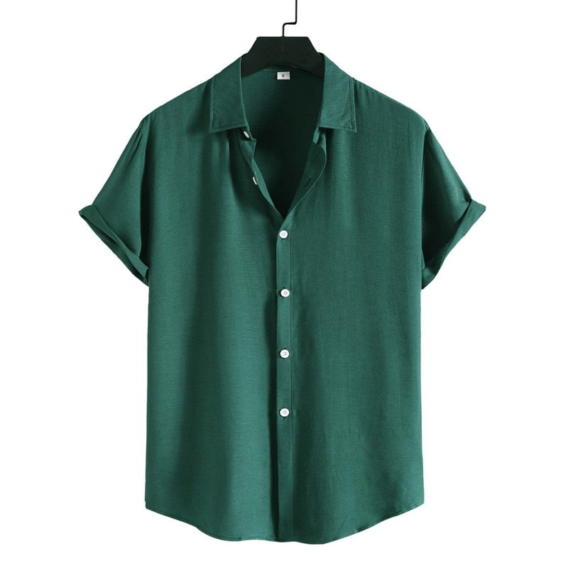 Camisa Manga Curta Marcanzzi Solare MZ590 em tecido leve, disponível em várias cores, caimento confortável e design versátil para diferentes estilos.