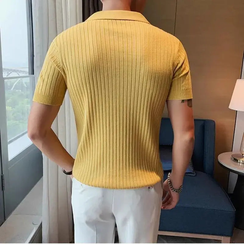 Camisa Polo Vintage Slim Marcanzzi MZ012, algodão e poliéster, toque suave, respirável, elegante e versátil, ideal para visuais casuais ou sofisticados.