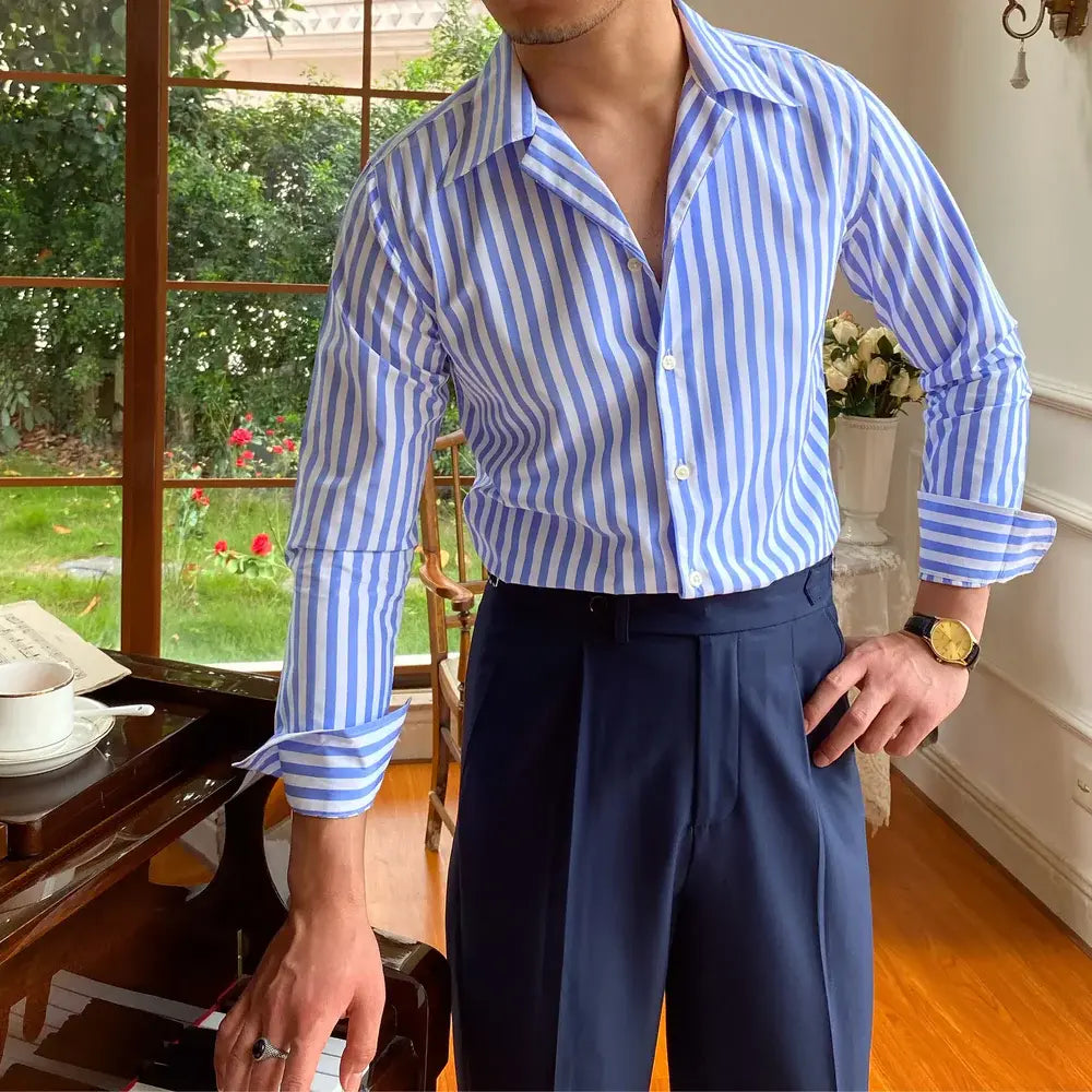 Camisa Social Masculina Listrada Marcanzzi MZ087, slim fit, em algodão premium, elegante e confortável, ideal para ambientes profissionais e eventos sociais.