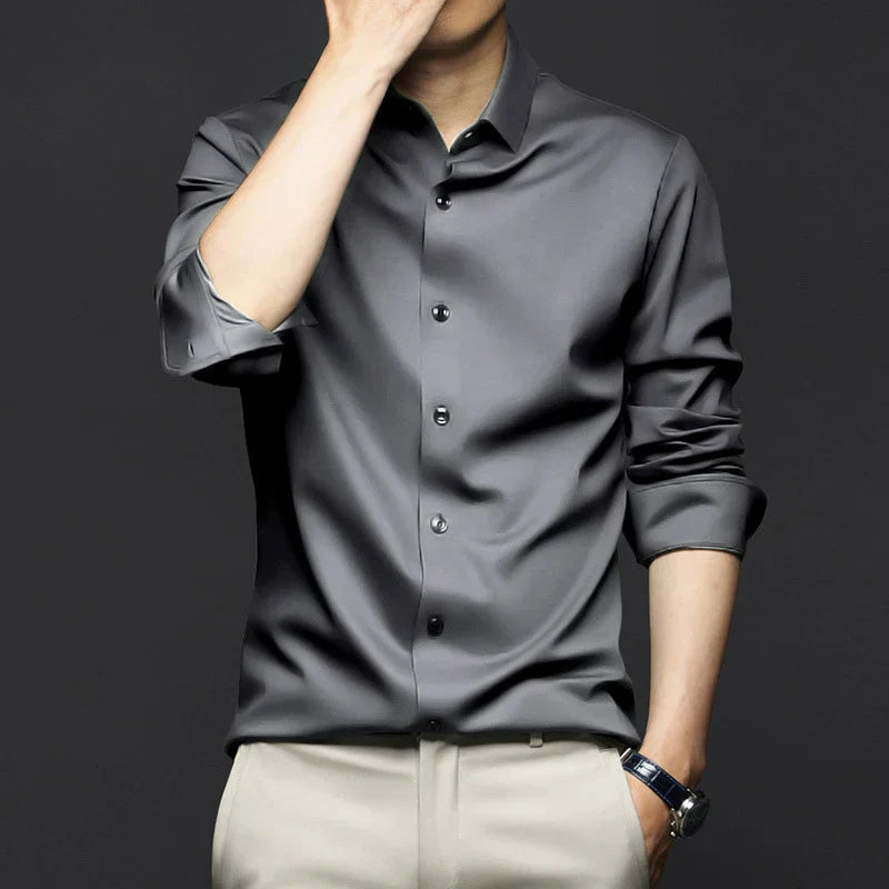 Camisa Social Masculina Spectre Marcanzzi MZ014: sofisticação e conforto em design moderno. Ideal para eventos formais e casuais. Alta qualidade e durabilidade.