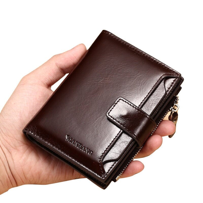 Carteira Masculina de Couro Manbag Marcanzzi RZ478 feita em couro premium com zíper, bolsos internos e acabamento sofisticado para organização prática.