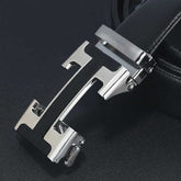 Cinto Masculino de Couro com Fivela Automática Marcanzzi MZ342 em couro PU com ajuste preciso e design sofisticado para estilo e funcionalidade diários.