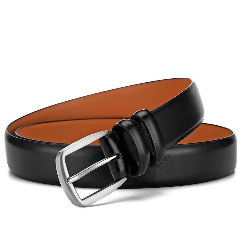 Cinto Masculino de Couro Marcanzzi Classy MZ460 em couro legítimo com design clássico e acabamento refinado para elegância e versatilidade.