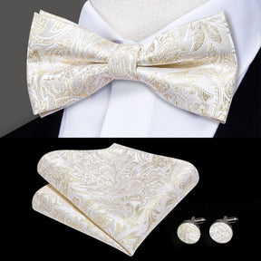 Gravata Borboleta Estampada Marcanzzi MZ452 com design exclusivo, nó pronto, abotoaduras e lenço para elegância e destaque em ocasiões formais.