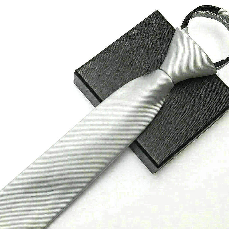 Gravata Clássica 1200 Fios Marcanzzi MZ450 em poliéster de alta densidade com toque acetinado e caimento refinado para elegância e estilo.
