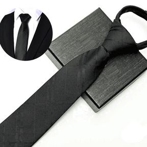 Gravata Marcanzzi Lumière MZ456 com design moderno e tecido de alta qualidade para elegância, charme e distinção em visuais masculinos.