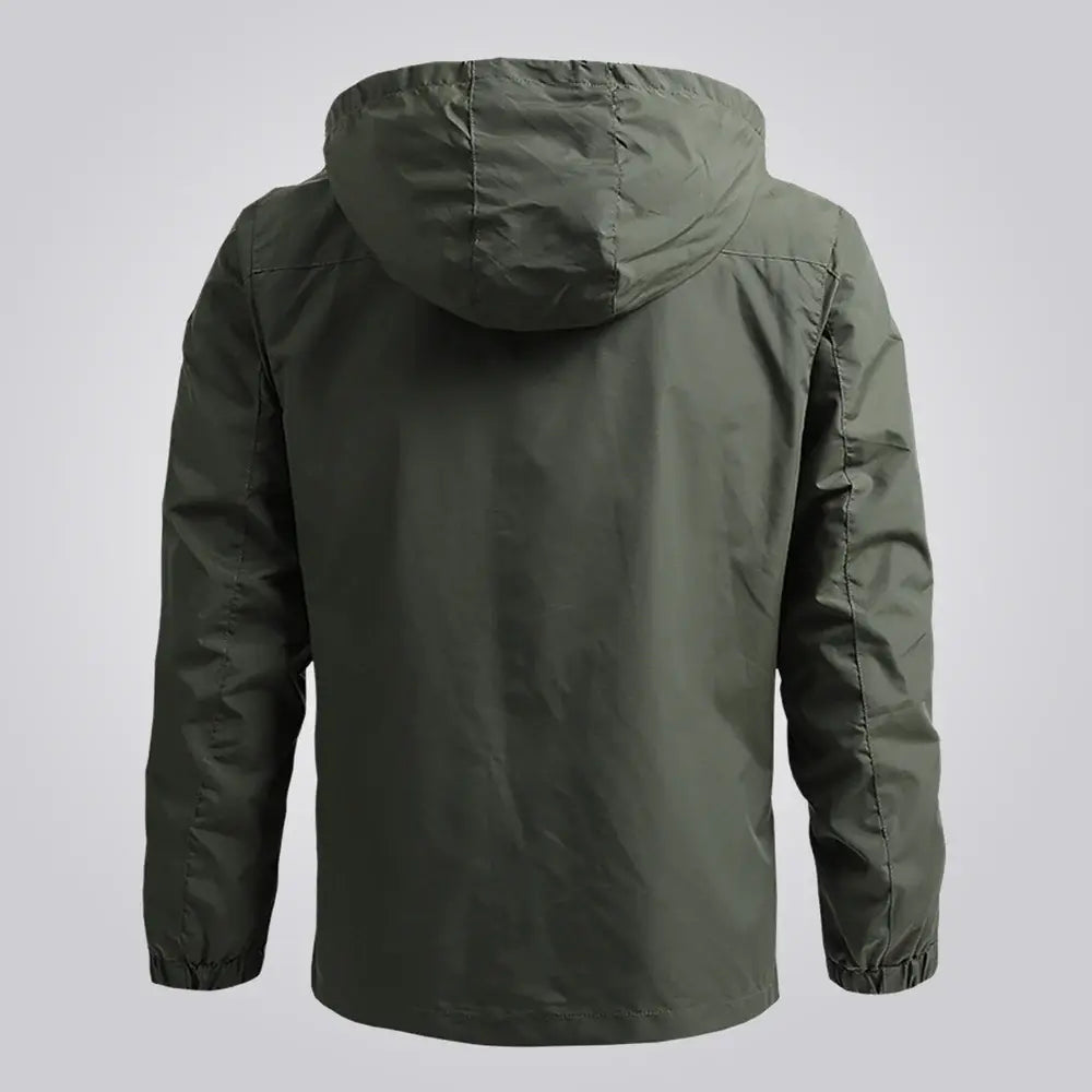 Jaqueta Corta Vento Impermeável Marcanzzi MZ040: estilo, resistência e conforto para aventureiros. Ideal para qualquer clima e atividade ao ar livre.