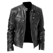 Jaqueta de Couro Masculina Racer Marcanzzi MZ163 em couro legítimo, design moderno inspirado no estilo racer, caimento confortável e acabamento sofisticado.