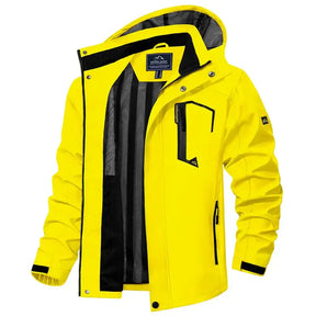 Jaqueta Impermeável Masculina Marcanzzi MZ323 com design moderno, tecido impermeável e respirável, caimento ergonômico e conforto leve para dias chuvosos.