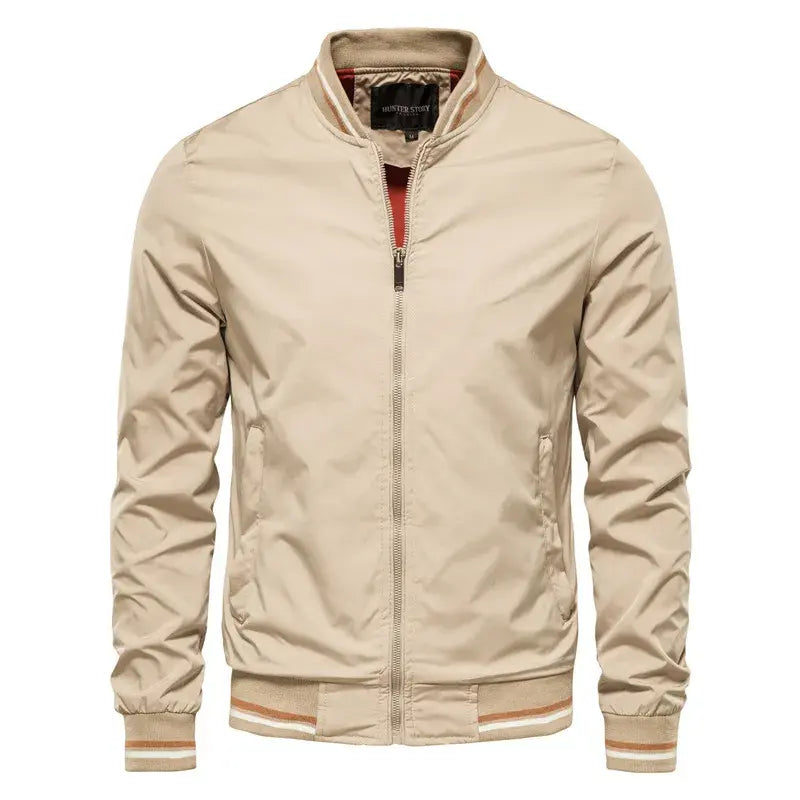 Jaqueta Masculina Casual Marcanzzi MZ146 com design moderno, interior macio, tecido impermeável e resistente para conforto, elegância e praticidade no dia a dia.
