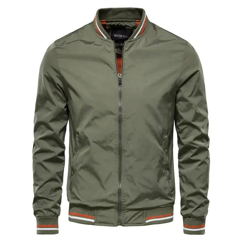 Jaqueta Masculina Casual Marcanzzi MZ146 com design moderno, interior macio, tecido impermeável e resistente para conforto, elegância e praticidade no dia a dia.