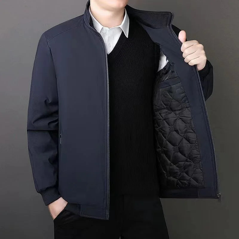 Jaqueta Masculina Cold Sweden Marcanzzi MZ169 com forro acolchoado, tecido resistente e zíper de alumínio, ideal para proteção e estilo no frio.