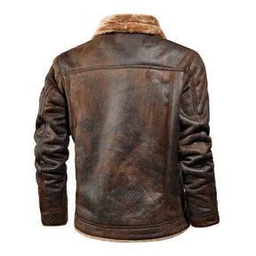 Jaqueta Masculina de Couro Marcanzzi Harbe MZ119 feita em couro legítimo, com interior em veludo e costuras reforçadas para elegância e durabilidade.