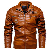 Jaqueta Masculina de Motoqueiro em Couro Marcanzzi MZ139 feita em couro resistente, com costuras reforçadas e design sofisticado para segurança e estilo.
