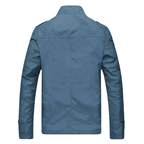 Jaqueta Masculina Forrada North Marcanzzi MZ208 feita em materiais de alta qualidade, com forro aconchegante e design sofisticado para dias frios.