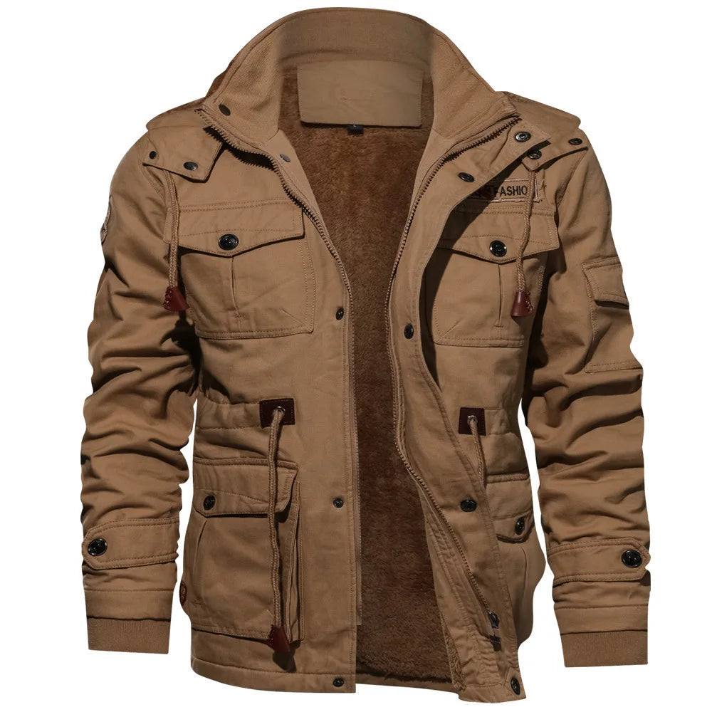 Jaqueta Motociclista Masculina Marcanzzi MZ317 feita em materiais resistentes, com acolchoado interno e detalhes refletivos para proteção e estilo.