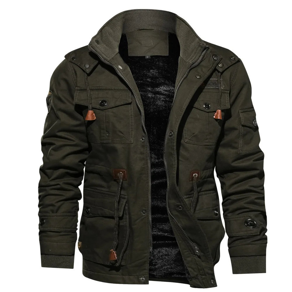 Jaqueta Motociclista Masculina Marcanzzi MZ317 feita em materiais resistentes, com acolchoado interno e detalhes refletivos para proteção e estilo.