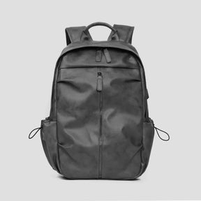 Mochila Executiva em Couro Marcanzzi Amsterdam MZ073 com visual elegante, organização funcional e acabamento premium para rotina profissional.