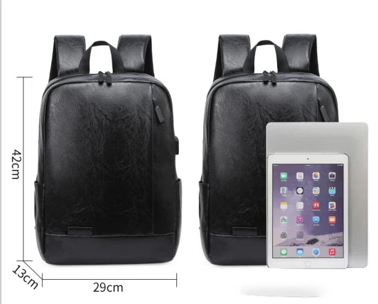 Mochila Executiva em Couro Marcanzzi Munich MZ075 com acabamento refinado e design moderno para profissionais que valorizam elegância e organização.