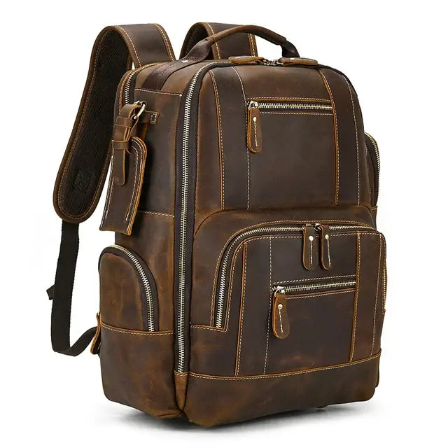 Mochila Executiva em Couro Marcanzzi Retrô MZ071, elegante e funcional, com compartimentos ideais para o dia a dia executivo moderno.