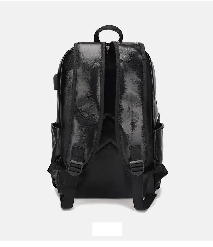 Mochila Executiva Marcanzzi Venice MZ068 em couro sintético de alta qualidade, com compartimentos para notebook, documentos e itens essenciais