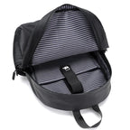 Mochila Executiva Marcanzzi MZ065 confeccionada em material impermeável com compartimento para notebook 15” e espaço para documentos e acessórios pessoais