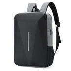 Mochila Executiva Marcanzzi MZ070 com porta USB, trava TSA, estrutura impermeável e compartimento para notebook 15” com design sofisticado