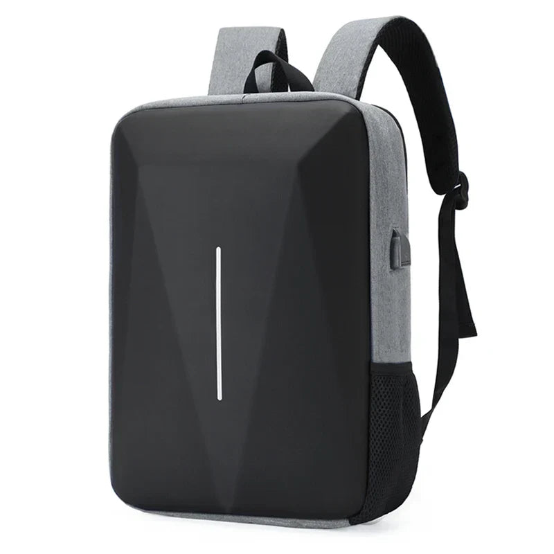 Mochila Executiva Marcanzzi MZ070 com porta USB, trava TSA, estrutura impermeável e compartimento para notebook 15” com design sofisticado