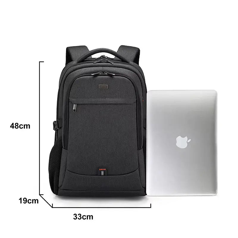 Mochila Executiva Marcanzzi MZ348 em Oxford impermeável com porta USB, alças ergonômicas e compartimentos para notebook 17”, tablet e acessórios