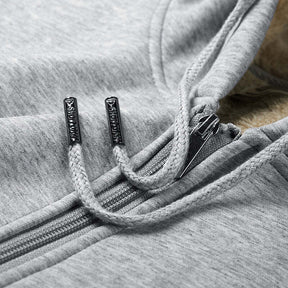 Moletom Masculino de Lã com Capuz Marcanzzi MZ102 feito em lã premium, com capuz ajustável e design moderno para aquecimento e estilo no inverno.