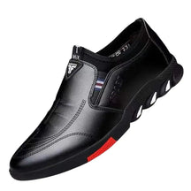 Sapatênis Masculino Marcanzzi MZ447 com design minimalista, solado em borracha e palmilha respirável. Conforto e estilo para uso diário versátil.