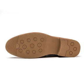 Sapato Masculino Loafer Marcanzzi MZ362 em couro premium, costura central precisa, sola de borracha vulcanizada e design elegante para diferentes estilos.