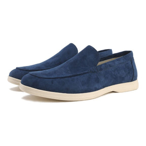 Sapato Masculino Loafer Marcanzzi MZ366 em camurça, elegante e confortável. Perfeito para ocasiões especiais e combinações formais ou informais.