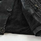 Sobretudo Masculino de Couro Marcanzzi MZ096: elegância e proteção com couro premium, design exclusivo, interior aquecido e resistência a rasgos.