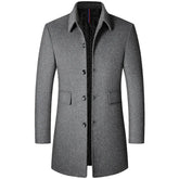 Sobretudo Masculino de Lã Grife Marcanzzi MZ093 com gola polo, costuras reforçadas, tecido anti-alérgico e acabamento sofisticado.