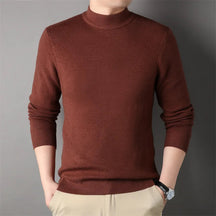 Suéter Masculino Básico Marcanzzi MZ041 com design minimalista, acabamento premium e conforto ideal para compor looks elegantes e modernos.