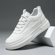 Tênis Masculino Marcanzzi MZ378: estilo moderno, conforto duradouro, solado antiderrapante. Ideal para o cotidiano com design urbano e materiais respiráveis.
