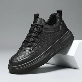 Tênis Masculino Marcanzzi MZ378: estilo moderno, conforto duradouro, solado antiderrapante. Ideal para o cotidiano com design urbano e materiais respiráveis.